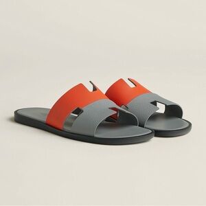 Hermès Orange Poppy / Gris Brume Izmir Sandals